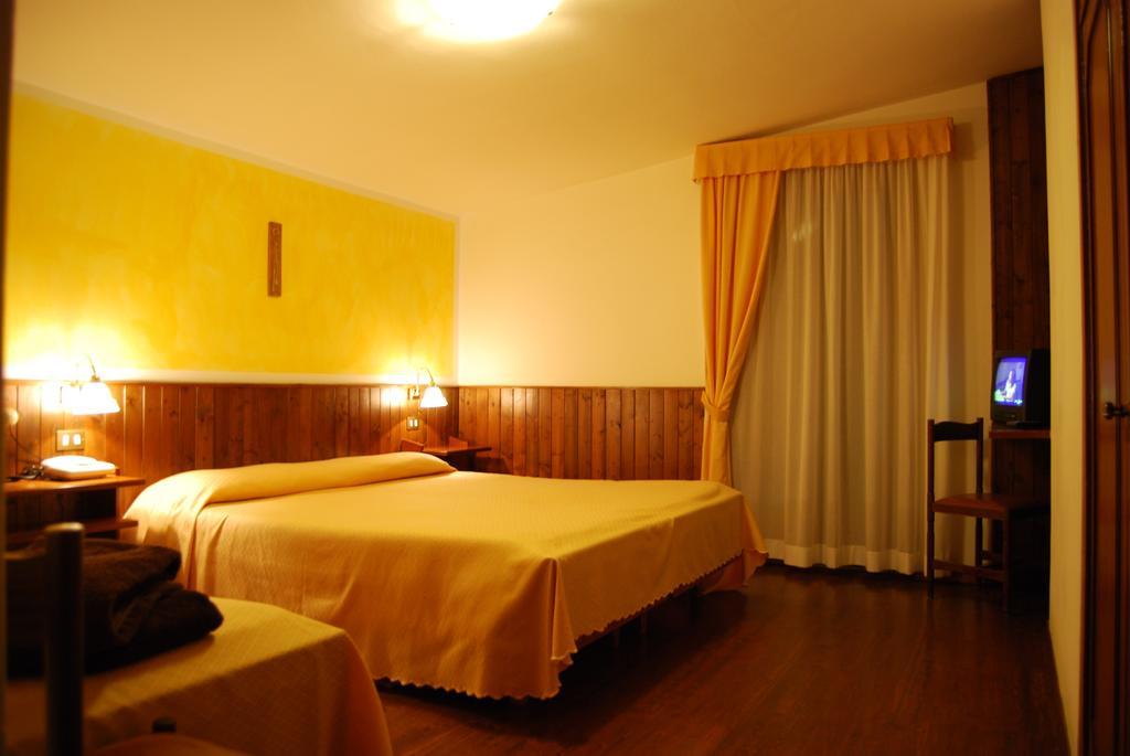 Albergo Villa Cristina Folgaria Oda fotoğraf